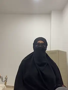 Snapshot of Hijabi_HotGirls chatting on 02-16-25, 08:22 Hijabi HotGirls online show from 02-16-25, 08:22