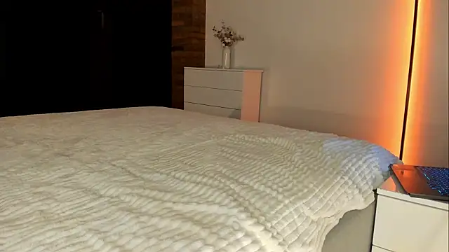 Rachel Rey online show from 11-30-25, 06:41