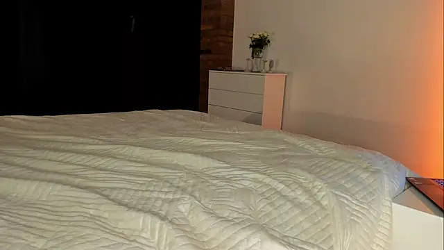 Rachel Rey online show from 04-08-26, 06:20