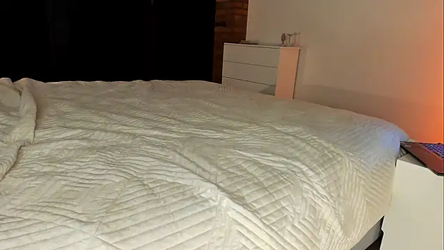 Rachel Rey online show from 03-24-26, 06:30