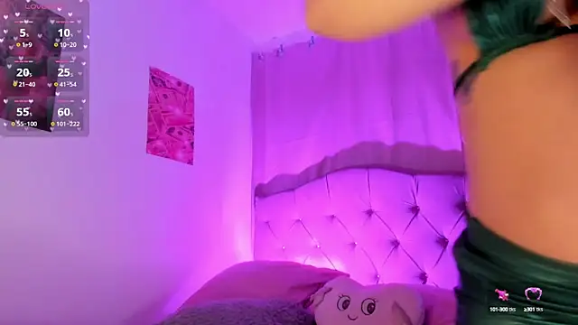 charlotte-Love09 online show from 09-17-25, 05:20