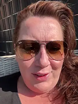 xsexycurvymilf online show from 03-10-25, 12:06