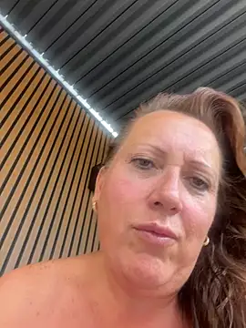 Snapshot of xsexycurvymilf chatting on 07-06-26, 12:45 xsexycurvymilf online show from 07-06-26, 12:45