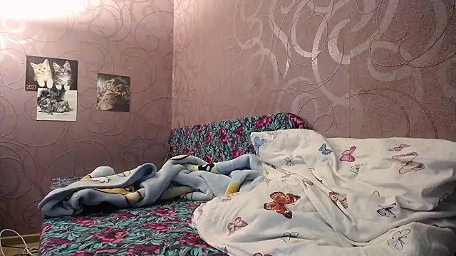 Snapshot of Fire__Foxx chatting on 12-05-24, 02:28 Fire Foxx online show from 12-05-24, 02:28