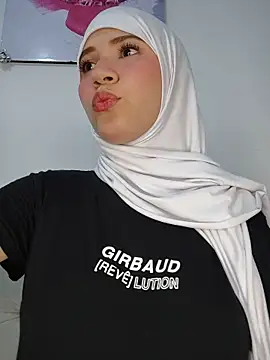 hanaa 18 online show from 02-19-26, 04:53