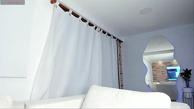 sara evans02 online show from 09-16-25, 12:11