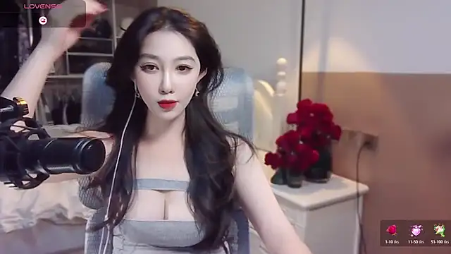 Snapshot of vyizh- chatting on 03-02-25, 01:42 vyizh- online show from 03-02-25, 01:42