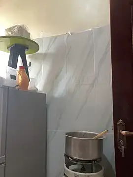 Dellah26 online show from 12-19-25, 08:49