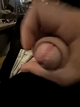 Snapshot of MarkBigDick35 chatting on 01-07-26, 11:32 MarkBigDick35 online show from 01-07-26, 11:32