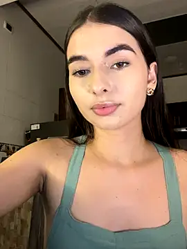 Coralinee 01 online show from 12-01-25, 12:33