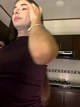 Coralinee 01 online show from 11-26-25, 12:43