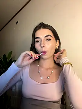 Coralinee 01 online show from 01-09-26, 12:06