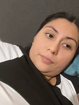 valentinesexx online show from 12-18-24, 04:20