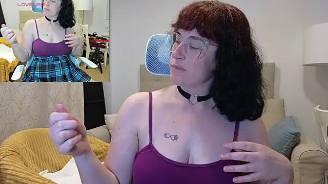 emmita69  online show from 03-18-26, 11:16