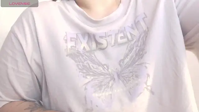 Amara18  online show from 04-11-26, 06:22