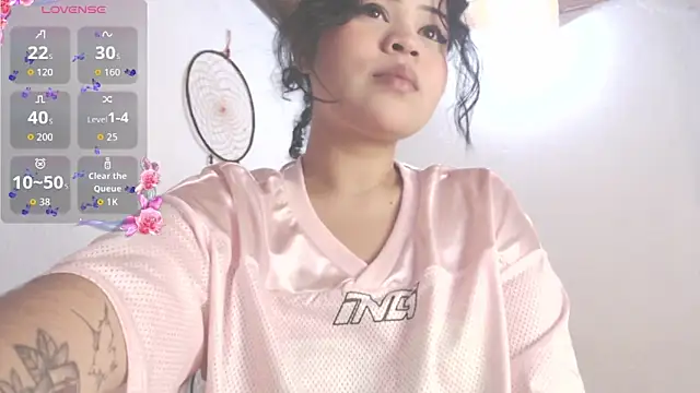 Amara18  online show from 11-15-25, 09:13