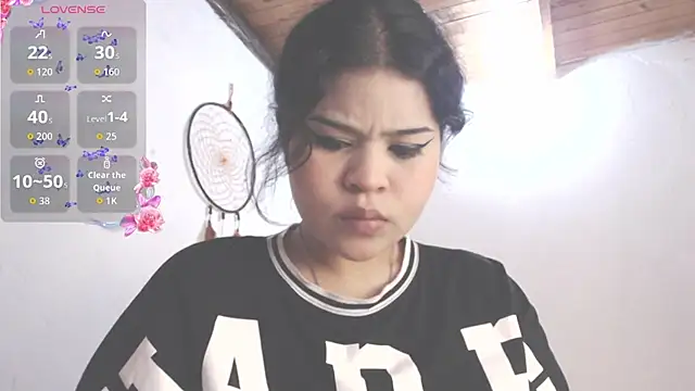 Amara18  online show from 11-18-25, 03:37