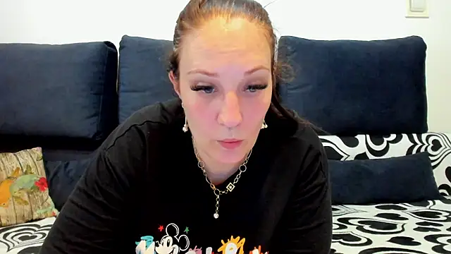 VanessaSquirtt online show from 06-07-26, 10:42