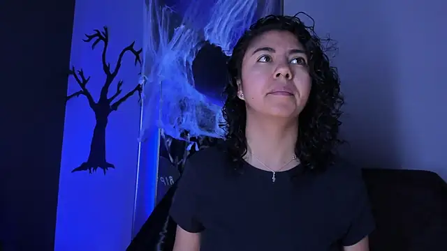 Amareto  online show from 10-26-25, 11:54