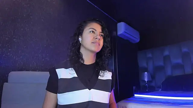 Amareto  online show from 05-25-26, 12:04
