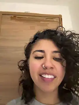 Snapshot of Amareto_ chatting on 09-15-25, 01:50 Amareto online show from 09-15-25, 01:50