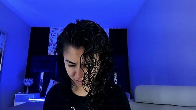 Amareto  online show from 04-20-26, 09:23