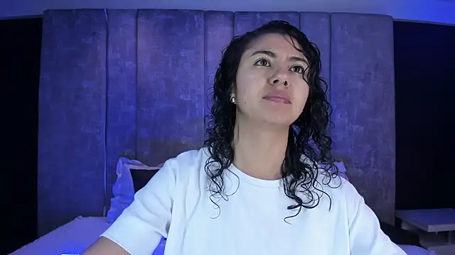 Amareto  online show from 05-12-26, 12:22