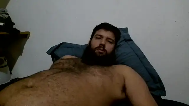 Snapshot of Luksmen chatting on 05-23-26, 02:21 Luksmen online show from 05-23-26, 02:21