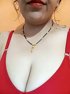 Hot-Shivani online show from 07-28-26, 05:59