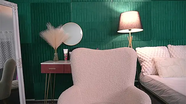 HaileyMoonn online show from 12-01-25, 04:46