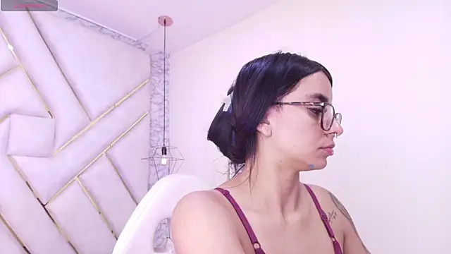 Snapshot of Andreita_Jones chatting on 06-23-26, 12:14 Andreita Jones online show from 06-23-26, 12:14