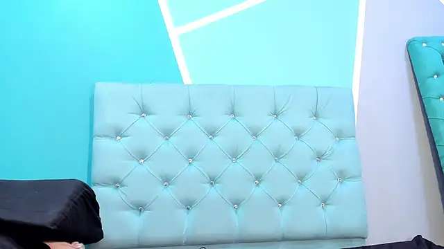 AlondraFerri1 online show from 01-28-25, 03:36