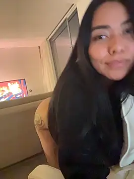 PetitLumiere online show from 11-10-25, 03:44