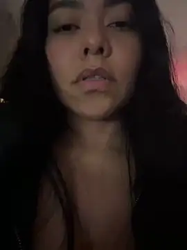Snapshot of PetitLumiere chatting on 12-29-24, 04:16 PetitLumiere online show from 12-29-24, 04:16