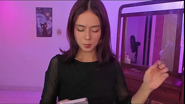 cute roxana  online show from 11-06-25, 11:09