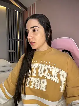 Victoria-And1 online show from 02-25-26, 01:17