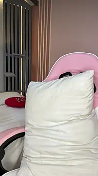 Victoria-And1 online show from 10-25-25, 01:27