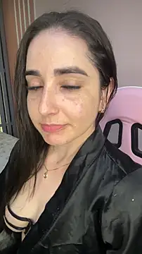 Victoria-And1 online show from 10-28-25, 01:50