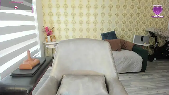 Snapshot of _angelina_class_7 chatting on 06-26-26, 02:34 angelina class 7 online show from 06-26-26, 02:34