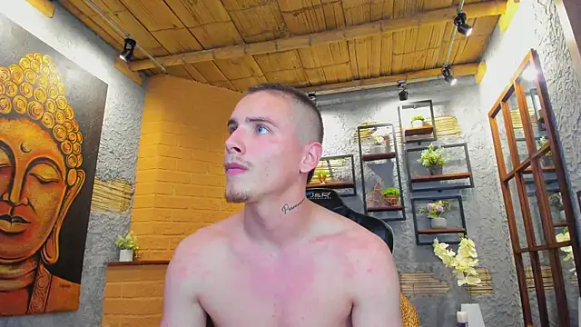 JordanThompson  online show from 03-21-25, 12:18