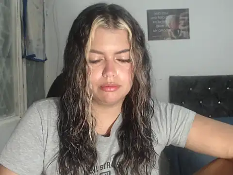 sweetkitty 16 online show from 09-24-25, 03:46