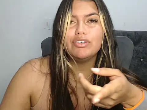 Snapshot of sweetkitty_16 chatting on 02-26-26, 02:06 sweetkitty 16 online show from 02-26-26, 02:06