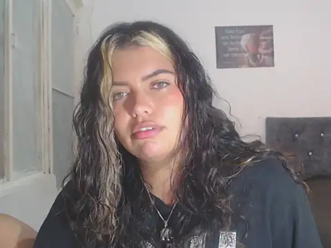 sweetkitty 16 online show from 10-02-25, 05:33
