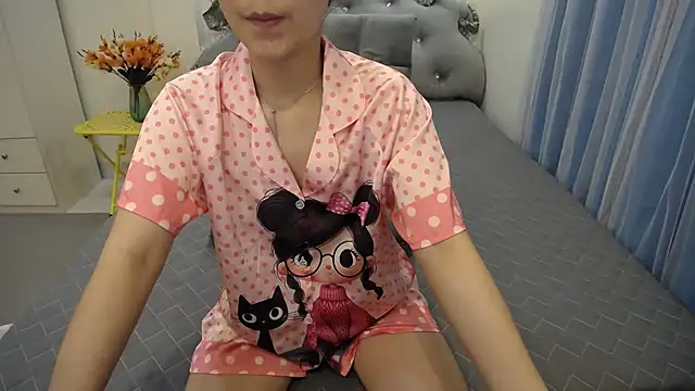 Snapshot of Lavender_Sweet chatting on 09-10-25, 05:01 Lavender Sweet online show from 09-10-25, 05:01