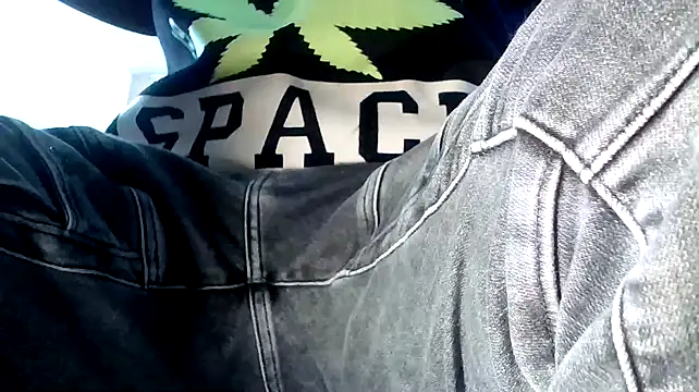 boy-nude online show from 03-03-25, 07:13