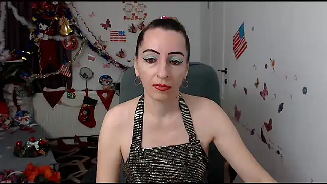 Snapshot of EvelynAngell chatting on 12-07-24, 06:26 EvelynAngell online show from 12-07-24, 06:26