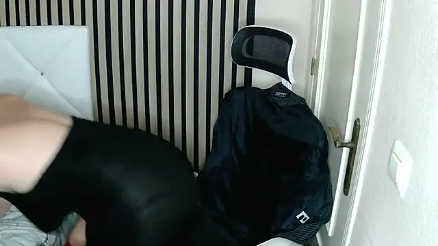 xxNoeliaxx online show from 03-21-25, 01:56