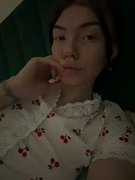 Lisaaa Alisa online show from 03-06-26, 10:05