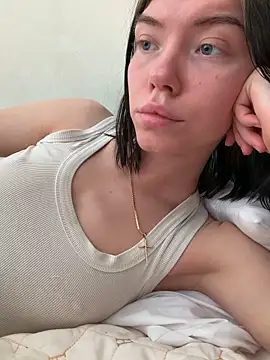 Lisaaa Alisa online show from 04-14-26, 04:06