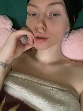 Lisaaa Alisa online show from 11-28-25, 04:12